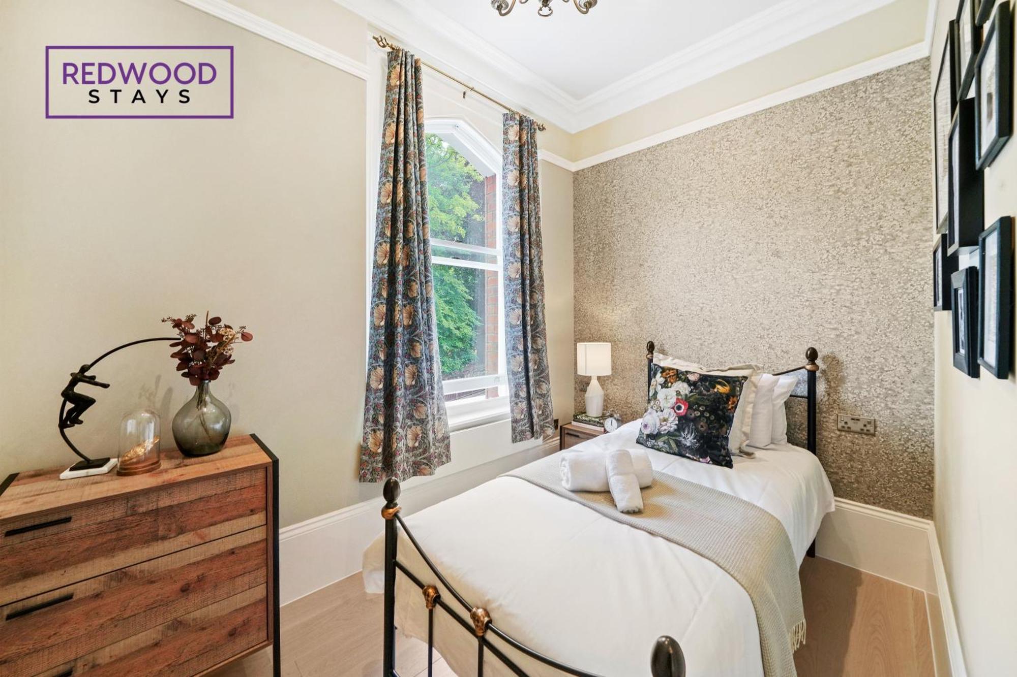 Top Quality 2 Bed 1 Bath Apartments For Contractors By Redwood Stays Reading Exteriér fotografie
