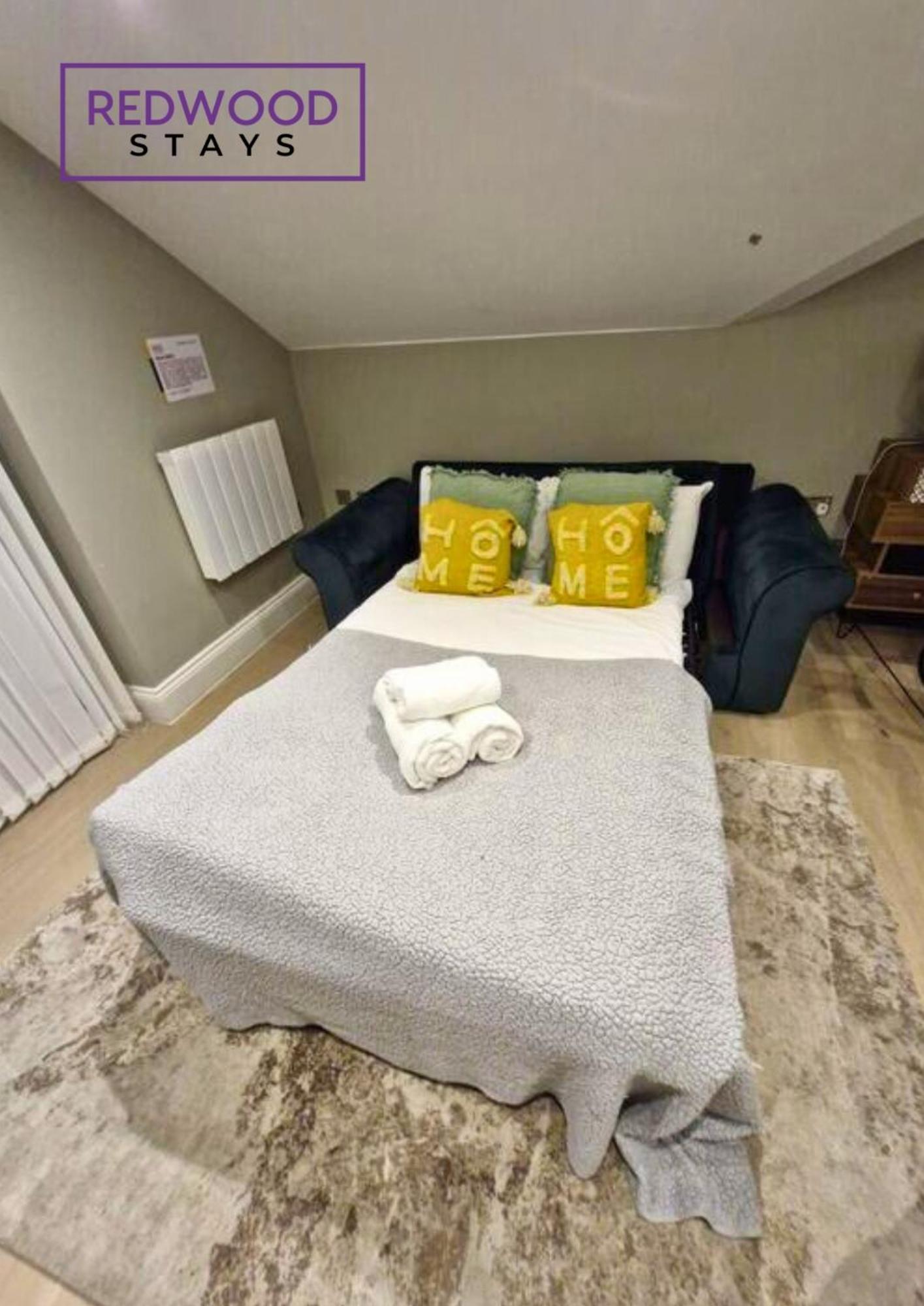 Top Quality 2 Bed 1 Bath Apartments For Contractors By Redwood Stays Reading Exteriér fotografie
